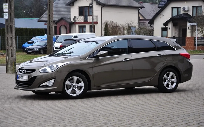 Hyundai i40 cena 36900 przebieg: 204000, rok produkcji 2013 z Pruchnik małe 742